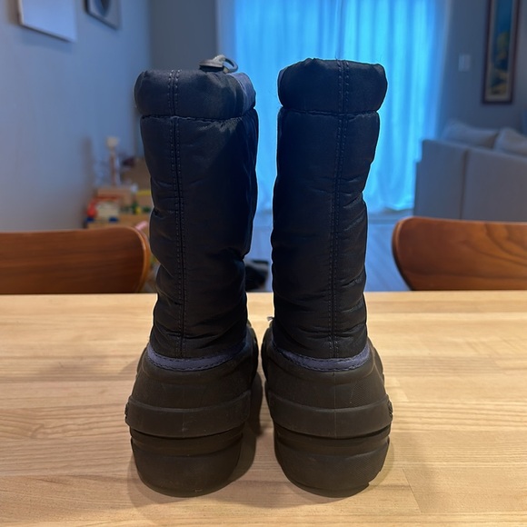 Sorel Snow boots . Size 13 . - Picture 2 of 4